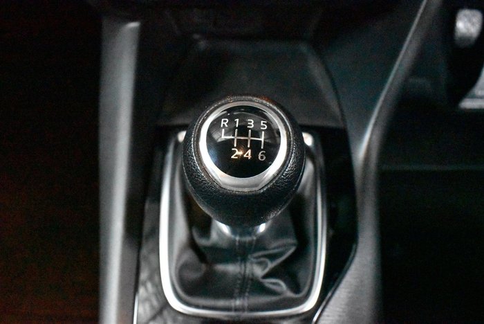 2018 Mazda 3 Neo Sport