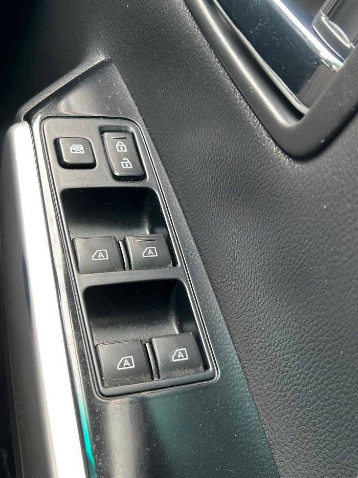 2020 Mitsubishi Pajero Sport GLX