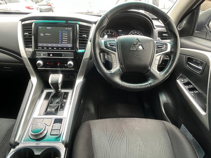 2020 Mitsubishi Pajero Sport GLX