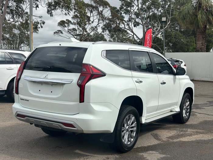 2020 Mitsubishi Pajero Sport GLX