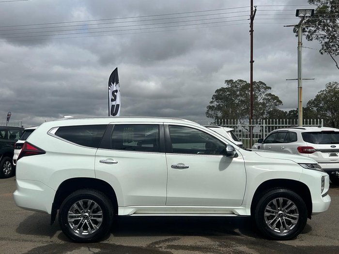 2020 Mitsubishi Pajero Sport GLX