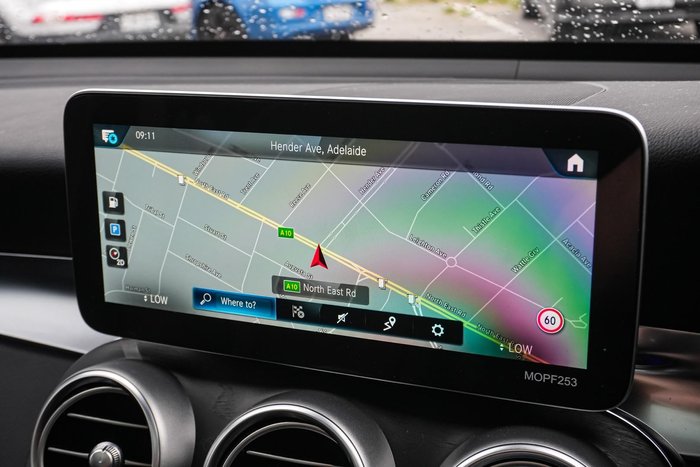 2021 Mercedes-Benz GLC-Class GLC300