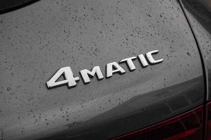 2021 Mercedes-Benz GLC-Class GLC300