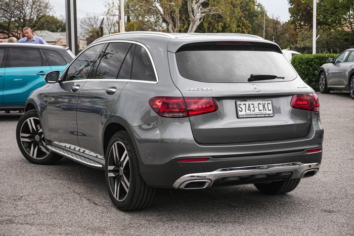 2021 Mercedes-Benz GLC-Class GLC300