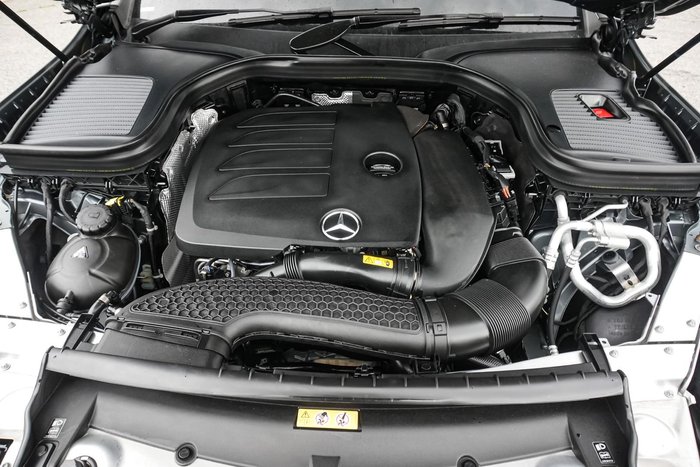 2021 Mercedes-Benz GLC-Class GLC300