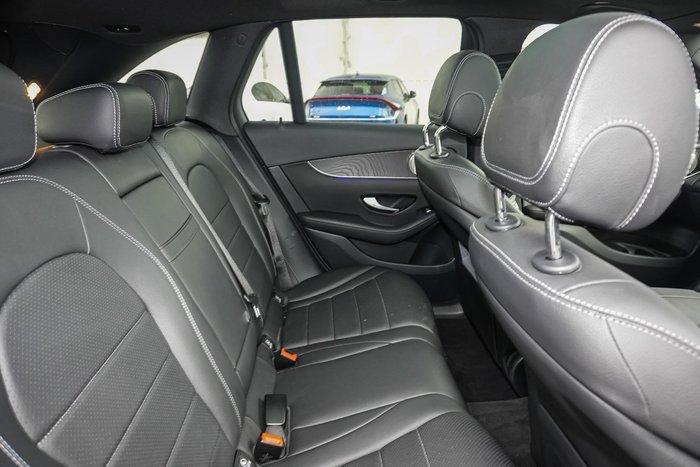 2021 Mercedes-Benz GLC-Class GLC300