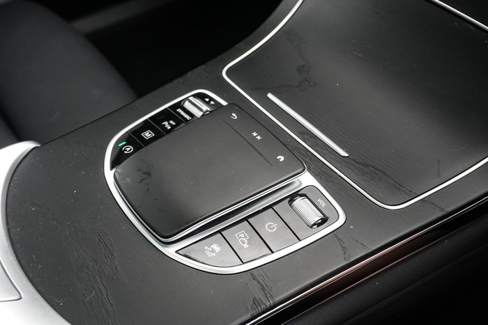 2021 Mercedes-Benz GLC-Class GLC300