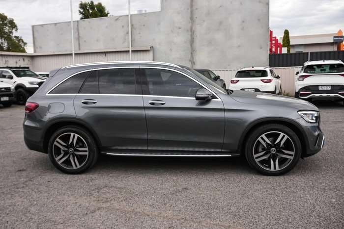 2021 Mercedes-Benz GLC-Class GLC300