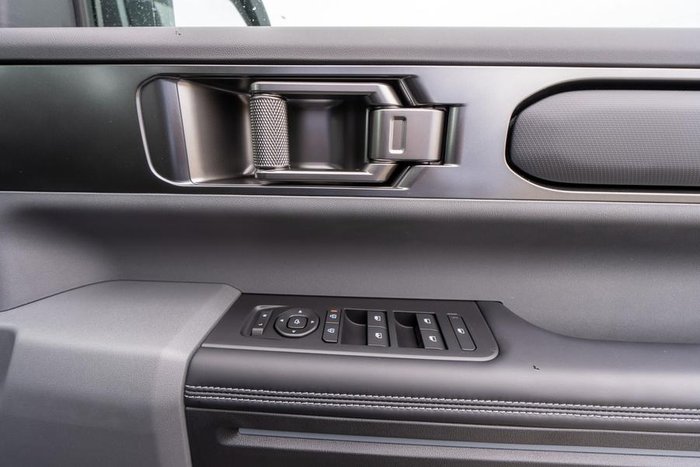 2025 Kia Tasman SX+
