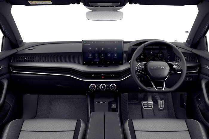 2025 SKODA Superb 195TSI Sportline