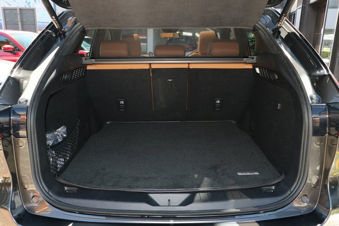 2025 Mazda CX-60 P50e Azami