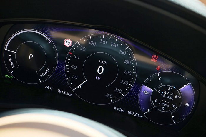 2025 Mazda CX-60 P50e Azami