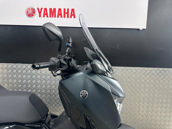 2023 Yamaha XMAX 300 (CZD300A) GREEN