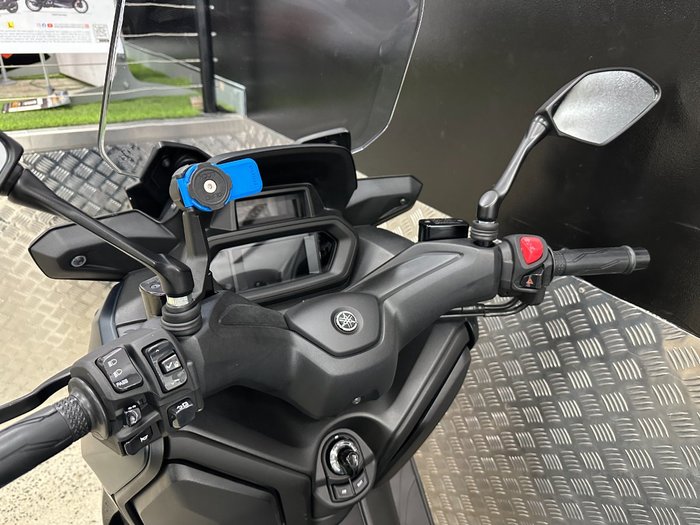 2023 Yamaha XMAX 300 (CZD300A) GREEN