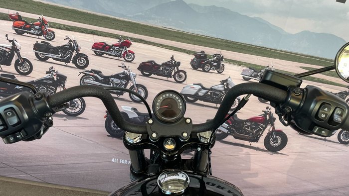 2025 Harley-davidson FXBB STREET BOB (117) Vivid Black