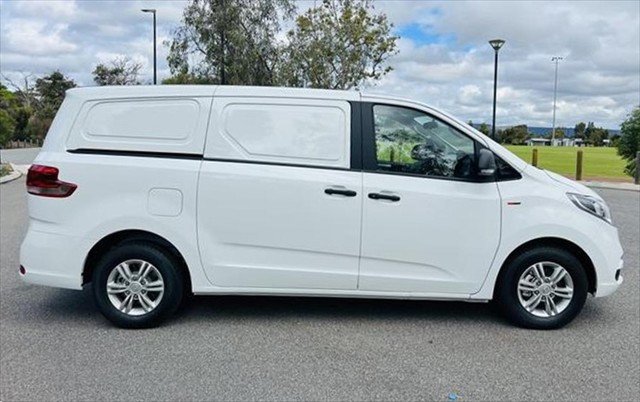 2025 LDV G10