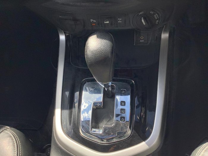 2017 Nissan Navara ST-X