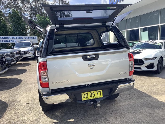 2017 Nissan Navara ST-X