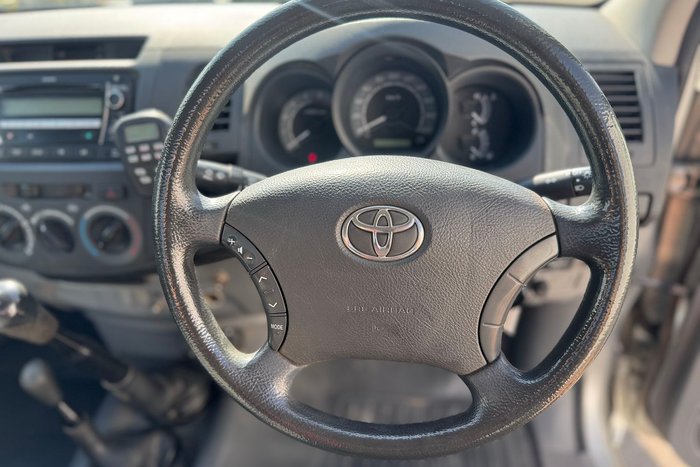 2009 Toyota Hilux SR (4x4) KUN26R 09 UPGRADE Sterling Silver