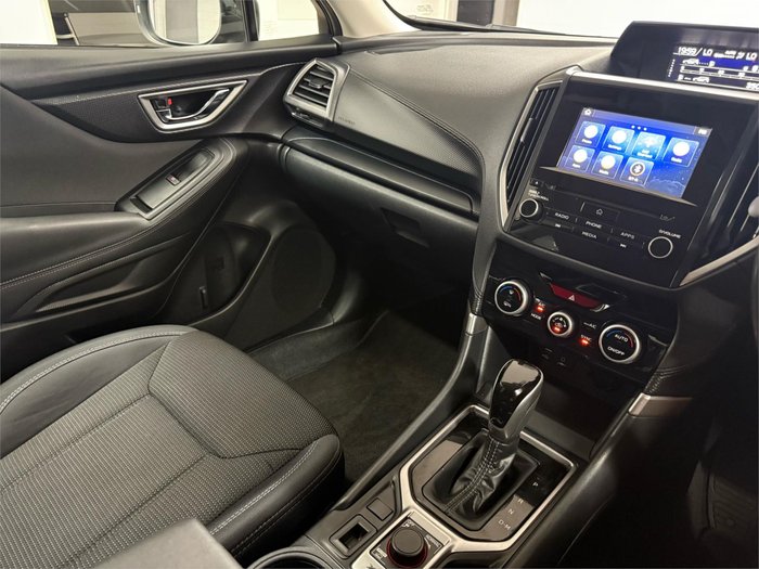 2019 Subaru Forester 2.5i