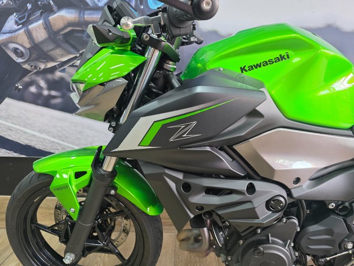 2025 Kawasaki Z500 GREEN