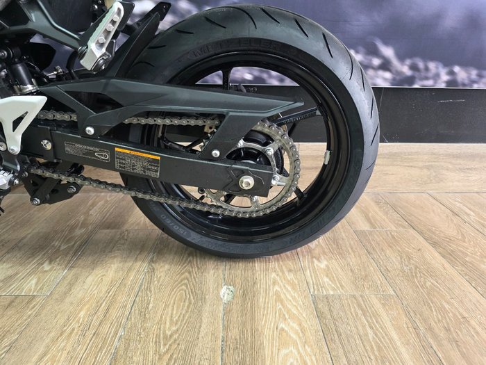 2025 Kawasaki Z500 GREEN