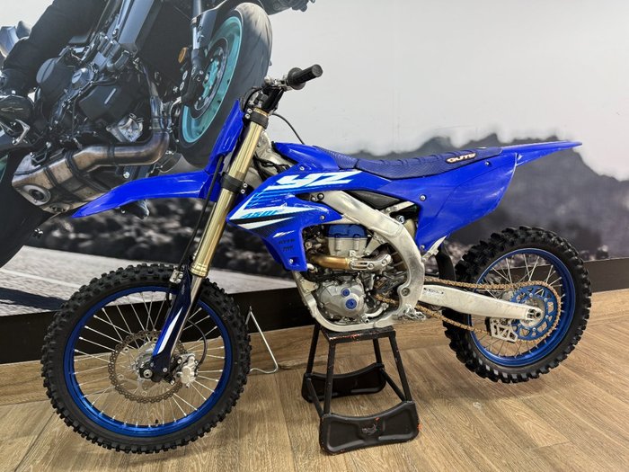 2025 Yamaha YZ450FS BLUE