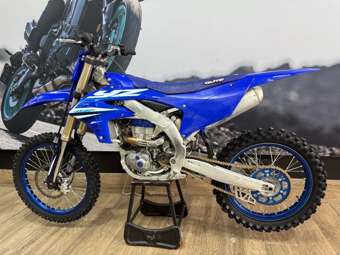 2025 Yamaha YZ450FS BLUE