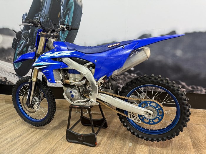2025 Yamaha YZ450FS BLUE
