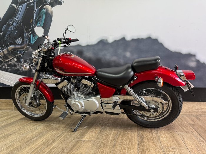 2016 Yamaha XV250 (VIRAGO VX250S, VX250R) RED