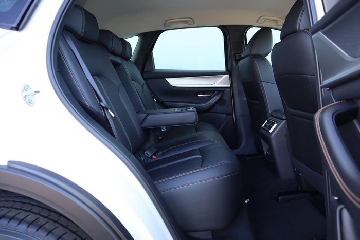 2025 Mazda CX-60 G25 Evolve