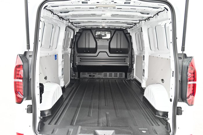 2025 Volkswagen Transporter TDI 125kW