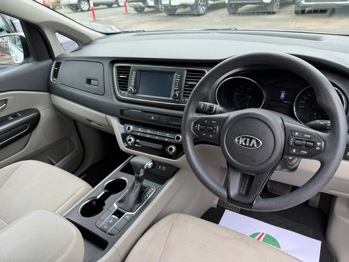 2018 Kia Carnival S