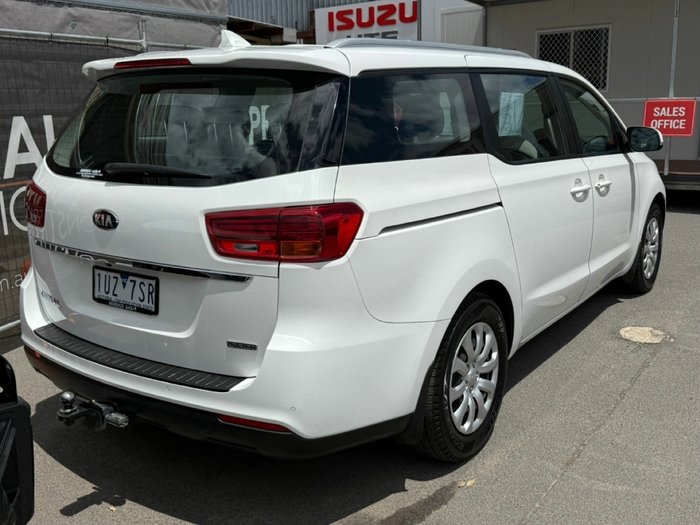 2018 Kia Carnival S