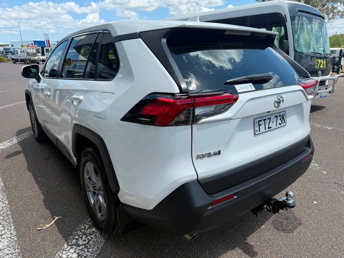 2022 Toyota RAV4 GX