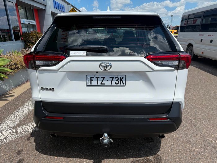 2022 Toyota RAV4 GX