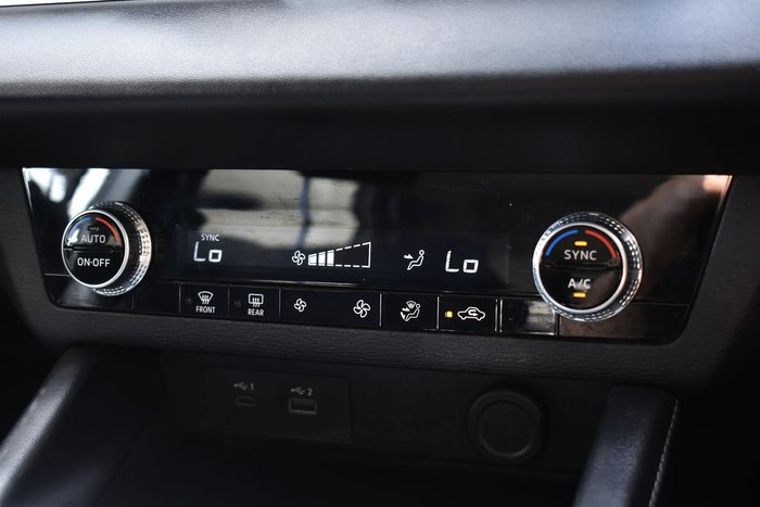 2023 Mitsubishi Outlander ES