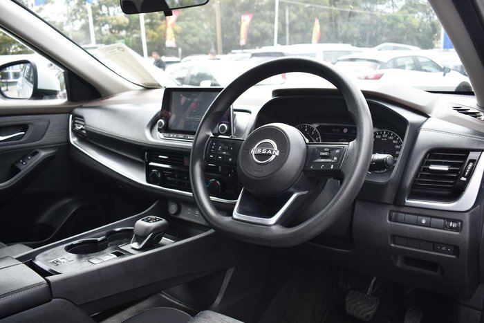 2024 Nissan X-TRAIL ST