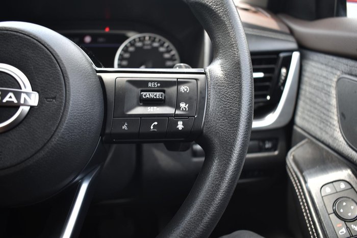 2024 Nissan X-TRAIL ST