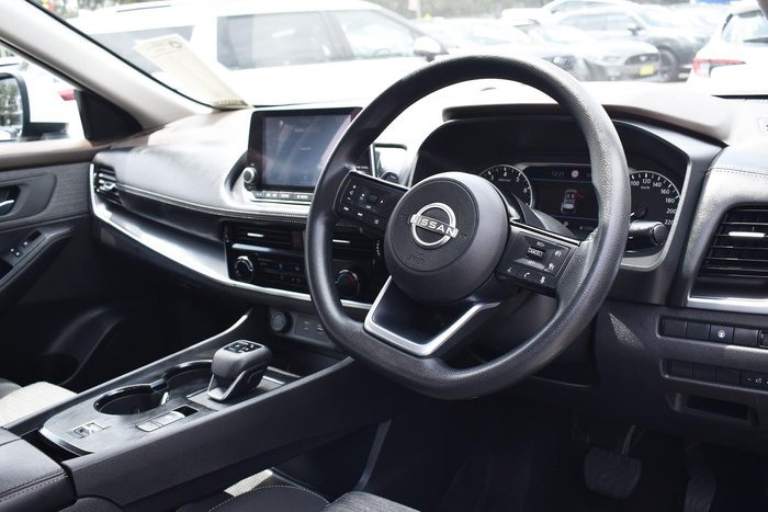 2024 Nissan X-TRAIL ST