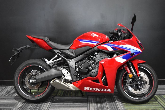 2024 Honda CBR650R Red