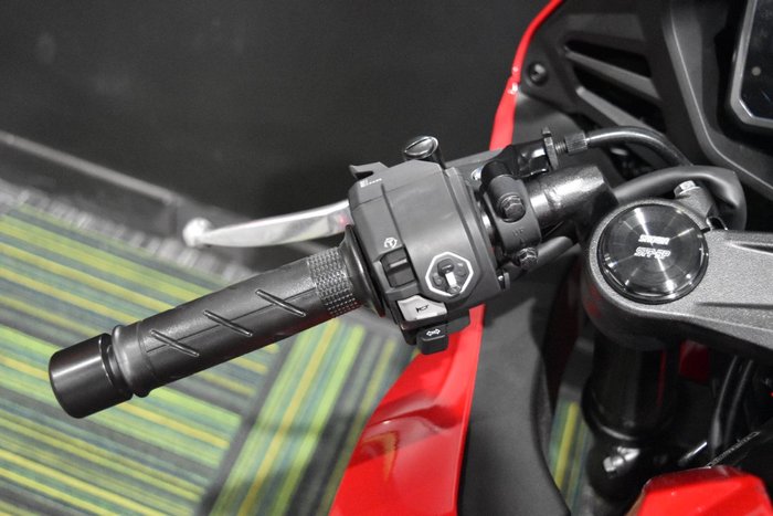 2024 Honda CBR650R Red