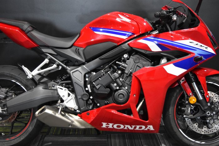2024 Honda CBR650R Red