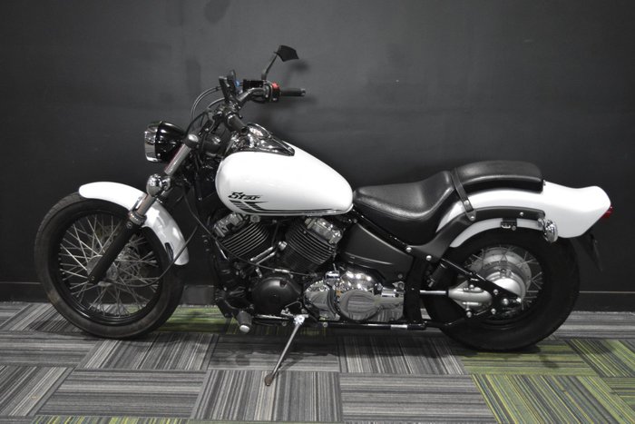 2016 Yamaha XVS650 V-STAR CUSTOM WHITE