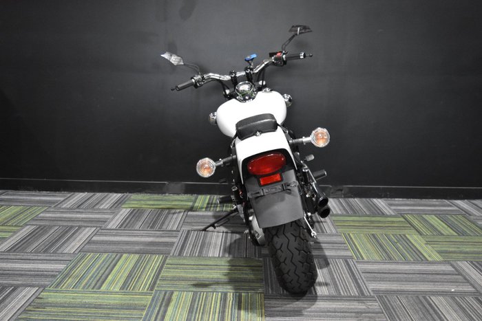 2016 Yamaha XVS650 V-STAR CUSTOM WHITE