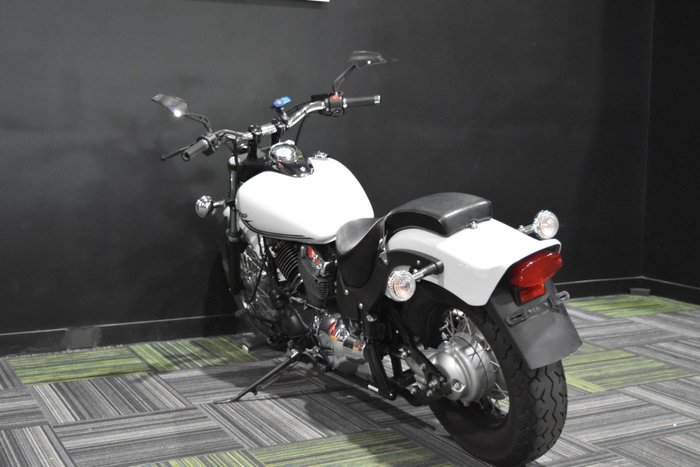 2016 Yamaha XVS650 V-STAR CUSTOM WHITE