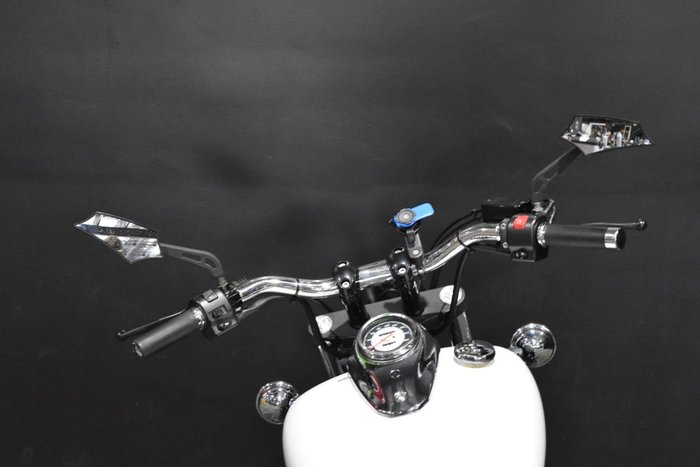 2016 Yamaha XVS650 V-STAR CUSTOM WHITE