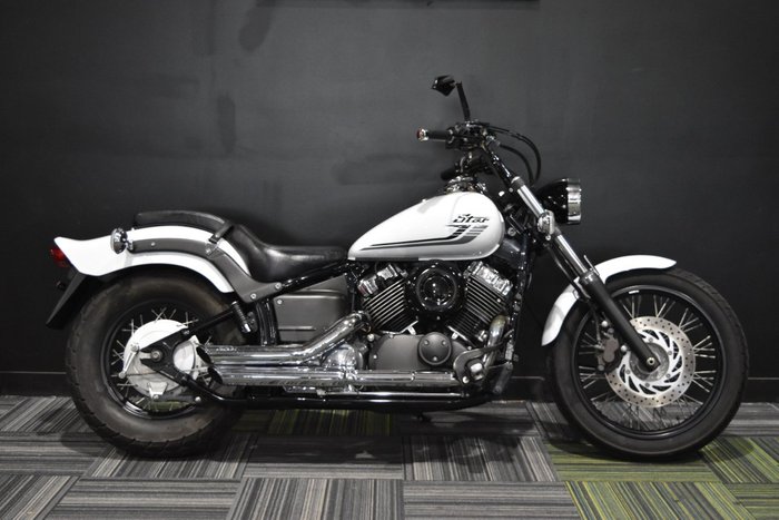 2016 Yamaha XVS650 V-STAR CUSTOM WHITE