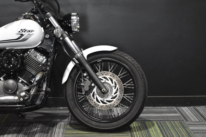 2016 Yamaha XVS650 V-STAR CUSTOM WHITE