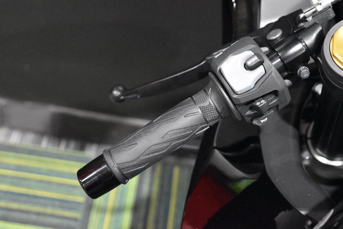 2024 Suzuki GSX-R1000R BLACK